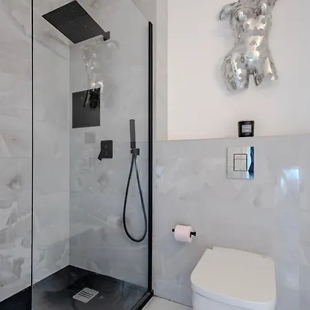 Stunning Sea View 2 Bedroom In * Nizza